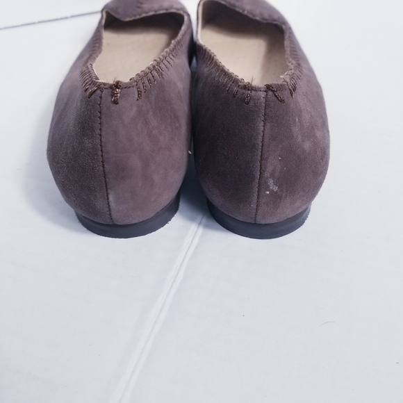 LANDS' END BROWN WOMEN'S FLAT SIZE 6.5 - Picture 6 of 9